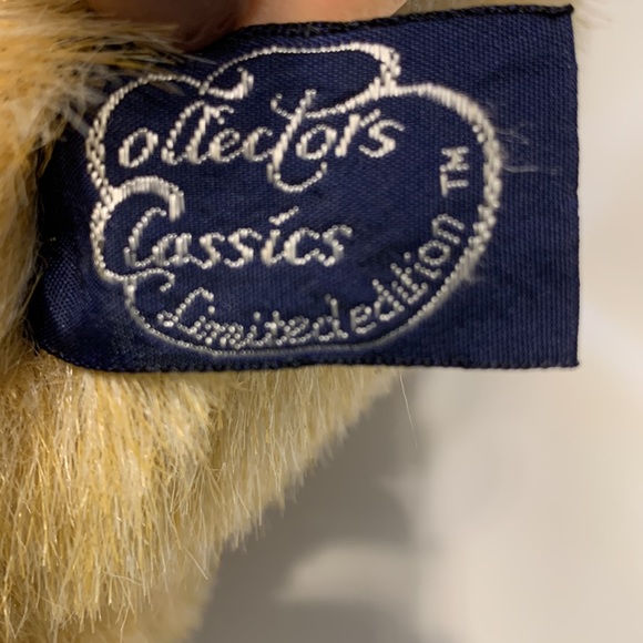 GUND- 14” collectors classics 1979 Honey Bear stuffed bear teddy bear 🧸 - Picture 5 of 5